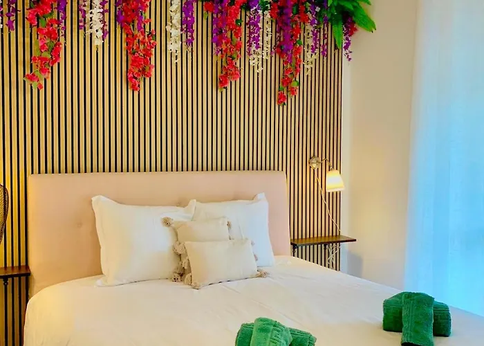 Spacious, Minimalist, Chic 