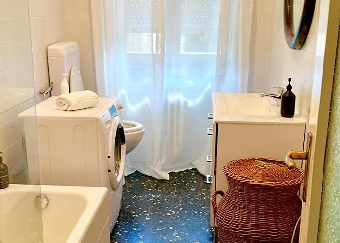 Spacious, Minimalist, Chic 