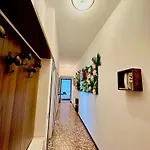 Spacious, Minimalist, Chic 
