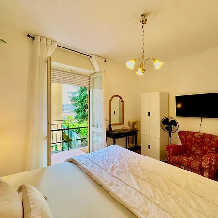 Spacious, Minimalist, Chic 